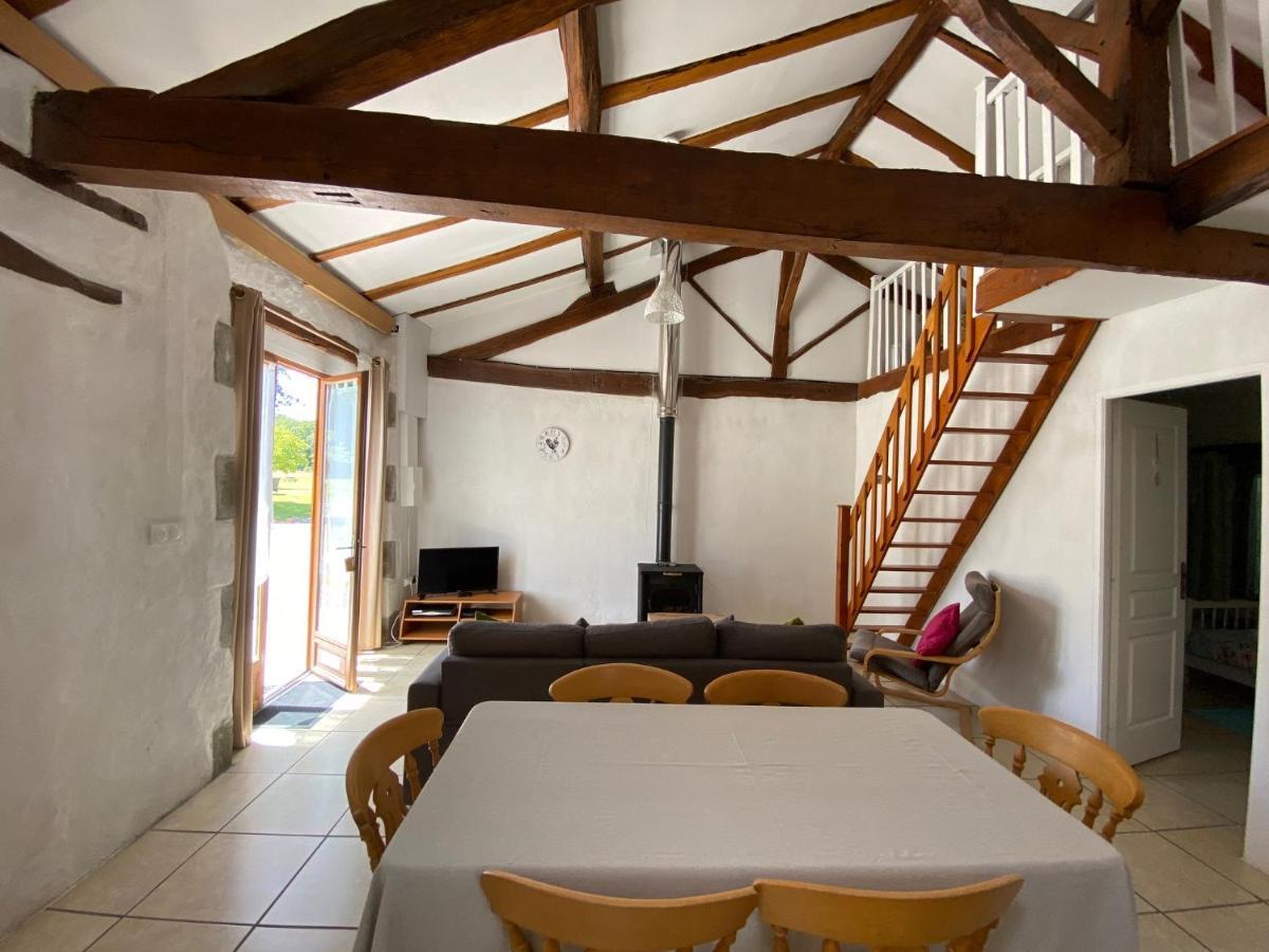 Fonclaire Holidays Mortemart Luaran gambar