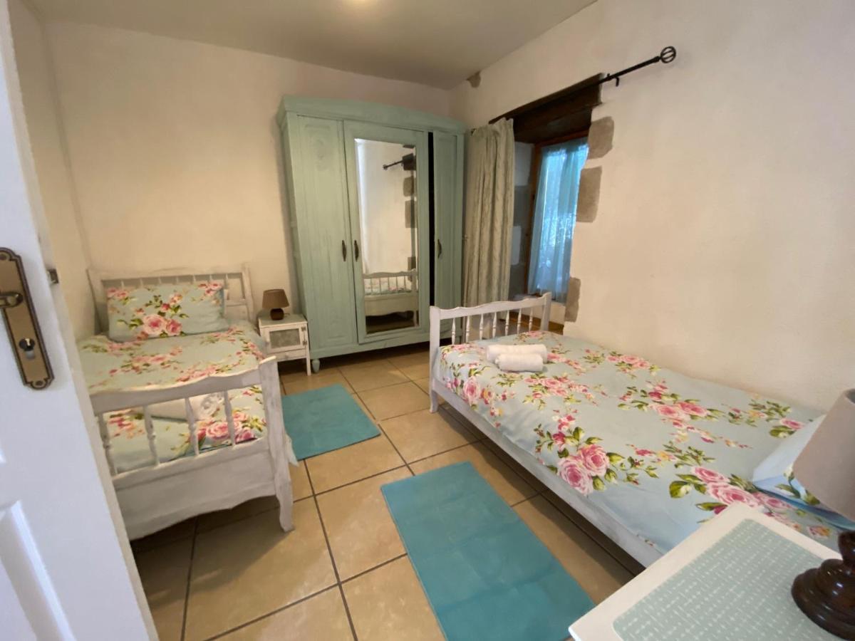 Fonclaire Holidays Mortemart Luaran gambar